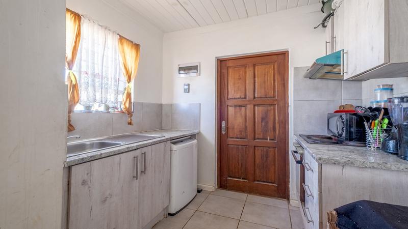 2 Bedroom Property for Sale in Groenheuwel Western Cape